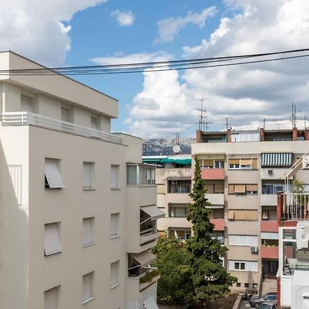 Banana Split Youth Apartment المظهر الخارجي الصورة