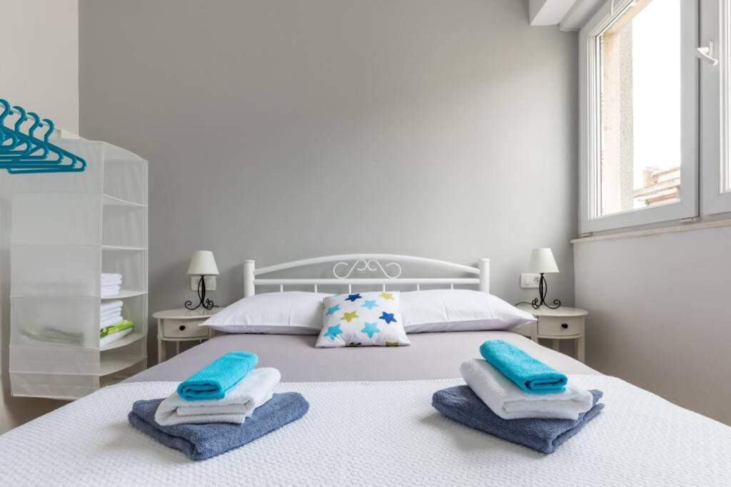 Banana Split Youth Apartment المظهر الخارجي الصورة