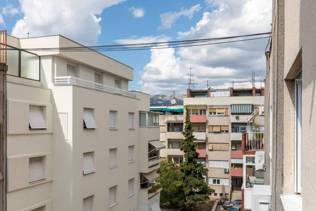 Banana Split Youth Apartment المظهر الخارجي الصورة